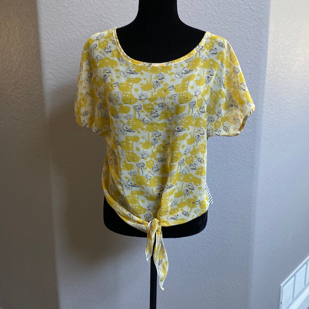 American Rag Top Size Medium